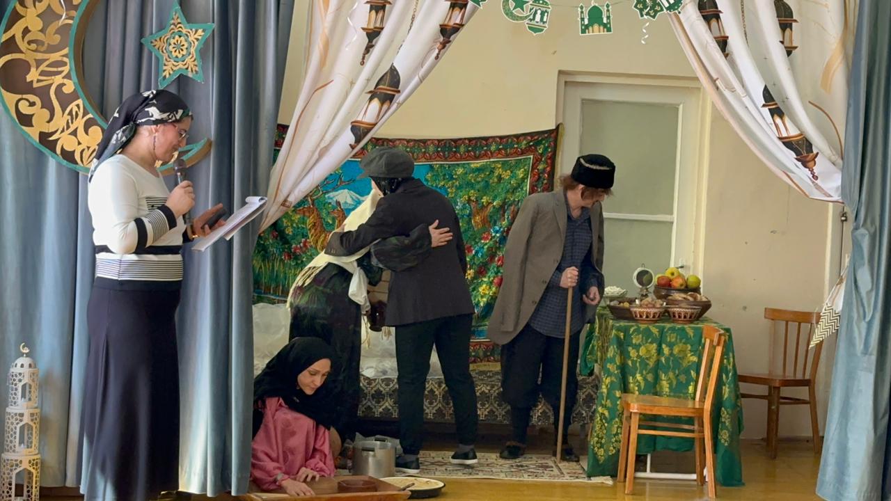 Как дети отметили Ураза-байрам  в Реабилитационном центре для детей и подростков с ограниченными возможностями г. Кизилюрт.